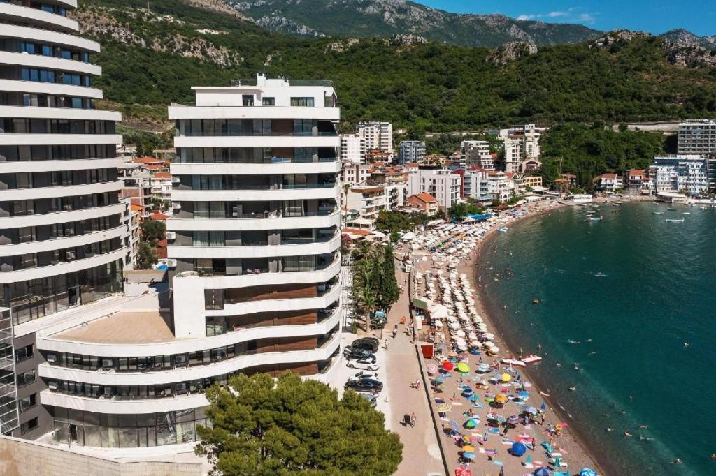 La Fiaba Rafailovici Apartment Zewnętrze zdjęcie